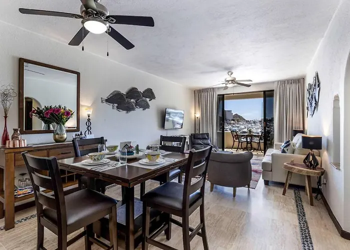 Apartamento Chic Marina 2br With Pool Access