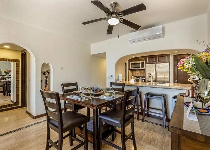 Apartamento Chic Marina 2br With Pool Access Cabo San Lucas