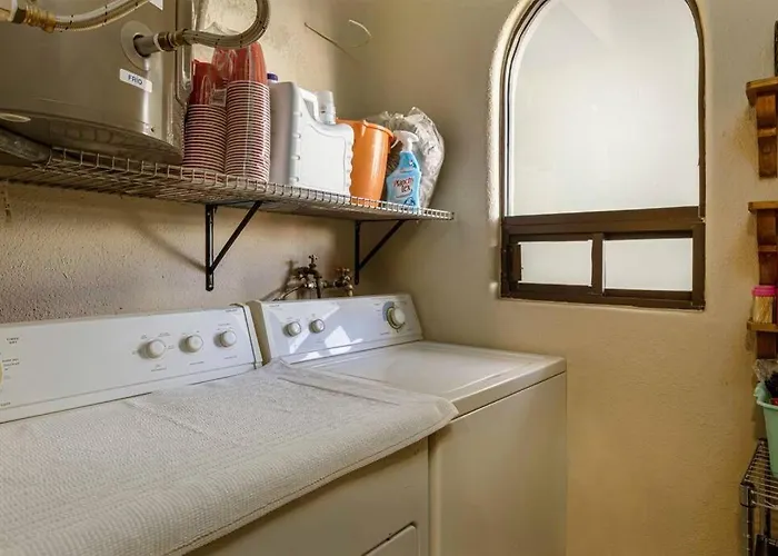 Apartamento Chic Marina 2br With Pool Access